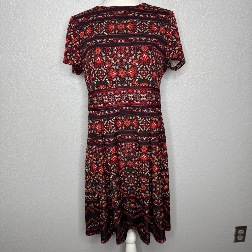 Chico's Floral Striped Print Short sleeve dress .-cp - Picture 2 of 7